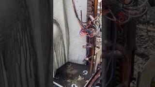 Flushing with Nitrogen #accleaning #acservice #acrepair #actechnician #hvacmaintenance #ofwksa