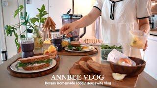 Korean Home Cooking/Start your day with a refreshing breakfast~ A dog walking with a hat