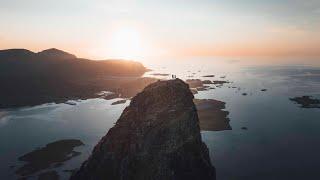 Volandstind hike - Flakstadøya | Lofoten Islands | Norway