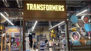 Full walk around of the New worlds first transformers shop at Battersea power station London. Toys!