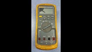 Replacement display for a Fluke 87 MkV multimeter.