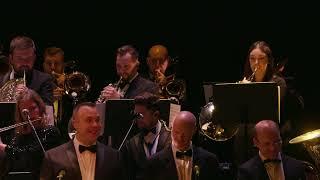 On Her Majesty's Secret Service - Propellerheads/Arnold LIVE - James Bond Music Cover