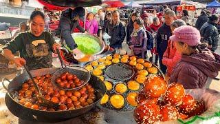 Go to the market in Chengdu, China, a lively and exciting Chinese food market full of life!