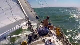 60 seconds onboard a 28 feet yacht during solo sailing circumnavigation