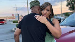 Robert sees Amanda before he leaves Atlanta