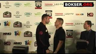 Tomasz Adamek   Vitali Klitschko  Staredown after the final