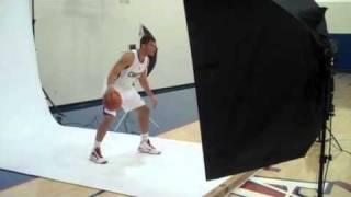 Blake Griffin dribbles like a 2 Guard