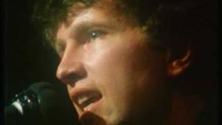 Tom Robinson - Glad To Be Gay (Secret Policeman's Ball)