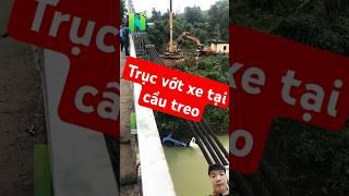 Trục vớt thành công xe chở rác rơi ở cầu treo #tintuc #giaitri #ngoradio #news