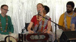 HG Jahnavi Harrison - Sacred Sound Kirtan 2017 - Day 3 (AM)