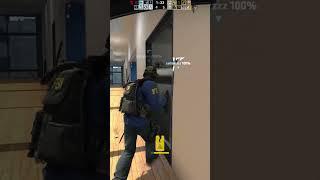 Dude was running for his life #csgo