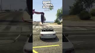 CAR DAMAGE GTA 4 vs GTA 5 @TomsGTACenter #gta #gtav #gta5 #gta4 #rockstargames