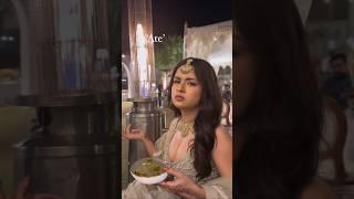 #avneetkaur ATE.. LITERALLY!!! #shorts #bollywood #actress #lehenga #food #atetrend