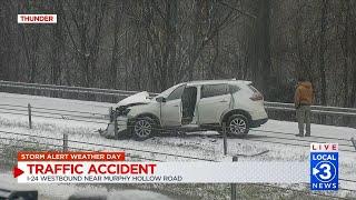 I-24 westbound crash shuts down interstate near Murphy Hollow Rd.