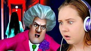 HALLOWEEN PRANK ON SCARY TEACHER 3D!!