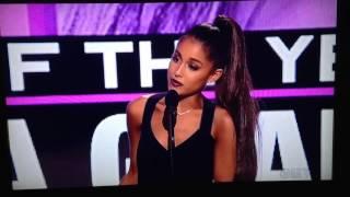 Ariana Grande Wins Artist of the Year AMA's 2016