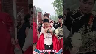 दूल्हे के दोस्त हेयर बैंड लगाकर नाचते हैं#wedding #shortvideos#facts#wedding #funny #love #japan