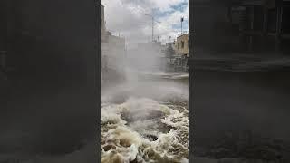요르단 이르비드, 지하수 범람으로 도심 침수 발생 / Irbid Jordan Flooded by Sudden Underground Water Burst #지하수폭발 #침수