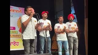 Karamjit Anmol Singing Mora Live on Stage