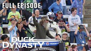 Duck Dynasty: Pit Perfect (S8, E8) | Full Episode