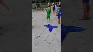 Nhí nhố đi xem thả diều #Shorts│Yêu Miền Tây 63