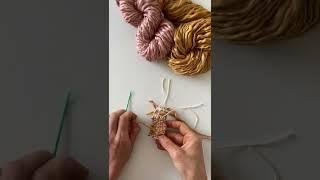 DIY Weaving Tutorial How to use a Mini Maker