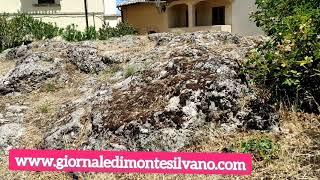 Pettorano sul Gizio la via dei mulini in uno dei borghi più belli d'Italia