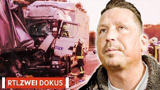 LKW-Fahrer trotz Unfall | Hart in Fahrt | RTLZWEI Dokus