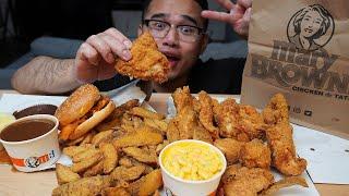 I Try CANADIAN FRIED CHICKEN To See If Its Better Than AMERICAN FRIED CHICKEN