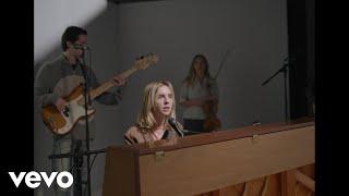 The Japanese House - Touching Yourself (Live)