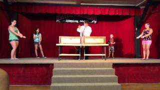 Magic walkers, Fred Walker, Illusion, Wakeling sawing at Knoebel's