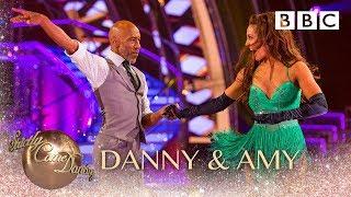 Danny John-Jules & Amy Dowden Cha Cha to 'Beggin’ - BBC Strictly 2018