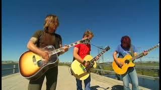 Goo Goo Dolls - "Big Machine" Live in Alaska (2003)