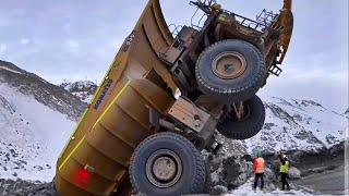 Very Dangerous Heavy Equipment Operator Extreme Operation - Transport Truck Incidents