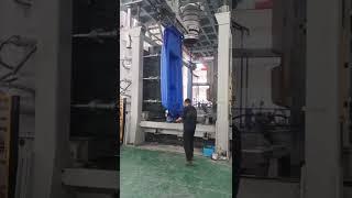 Blow molding machine