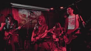 Ravagers - Trespasser (Live at Redwood bar LA)