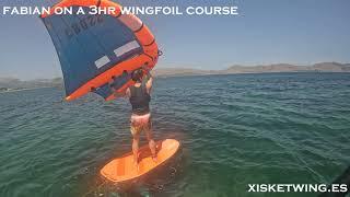 wingfoil lesson in mallorca with xiskewing and fabian