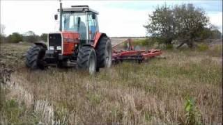 Chisel plowing with Massey 3660 and Case IH 6650