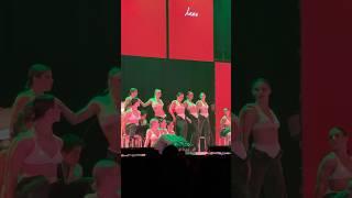 Красиво ) выбралась в город А какая музыка ️ Dance #dance