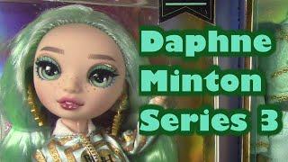 Adorable Daphne Minton Doll - Rainbow High Series 3 -  I love her!