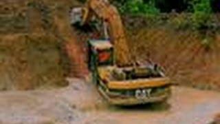 Drowning Excavator | Jungle Gold