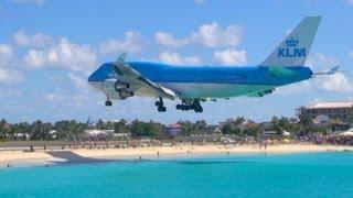 Sint Maarten KLM Boeing 747 Landing from Sonesta Maho Beach Patio [HQ]