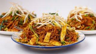 Khua Mee: Fawm Qaab Zib [Non-Stir Fried Sweet Noodle Version]