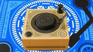 Giant Oreo Sound Box ( Oreo Music Box ) 大流行のオレオがレコードになるターンテーブルでジャイアントオレオの音を録音