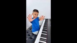 1 Second Vs 10 Years Of Piano...  - 6 Year Old Jelijah Diaz