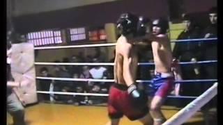 kik-boxing JABA LOBJANIDZE KLUBI,,KONDORI"(ponichala) VS GIORGADZE GIORGI 05.11.2006w.finali(DKD)