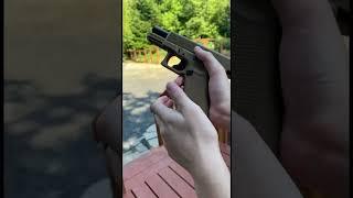 Mini vs Normal Glock 19x (airsoft)