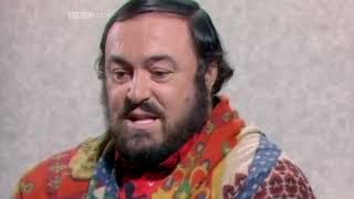 Luciano Pavarotti - The handkerchief