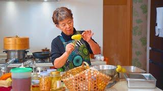 母の美味しい手作りコロッケと、お気に入りの調味料