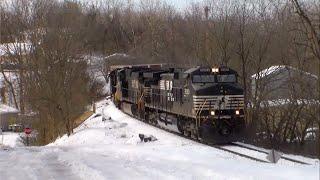 A Snowy Day of Railfanning in the Shenandoah Valley!